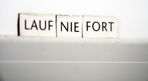LAUF NIE fort